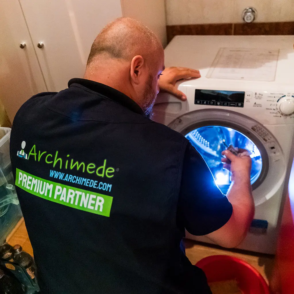 Reparatur einer Waschmaschine mit Fehlercode in Nürnberg