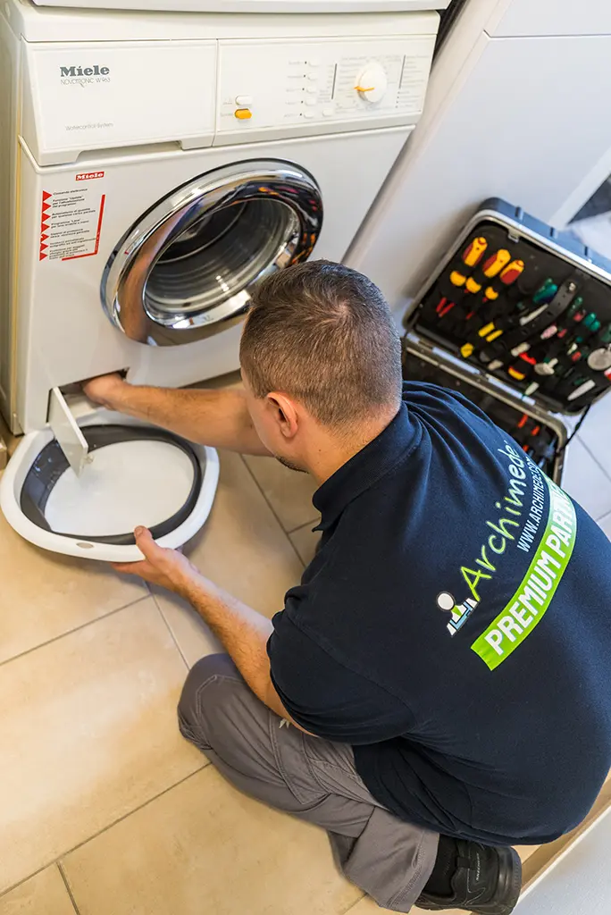 Riparazione elettrodomestici Napoli fuori garanzia