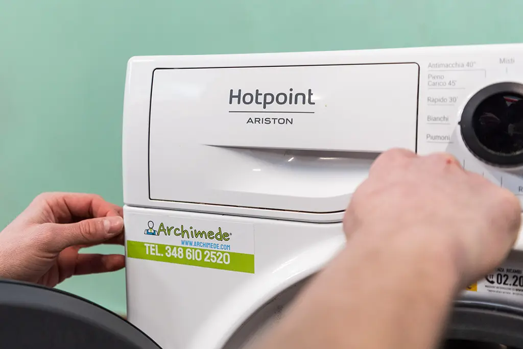 Assistenza Hotpoint Ariston Cagliari | Riparazione a Domicilio