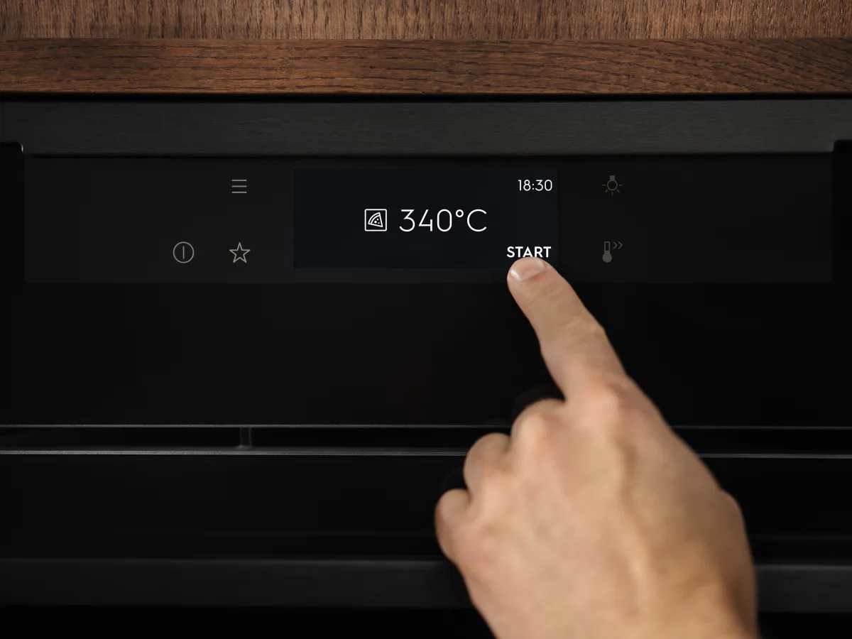 Display EXCite Touch del PizzaExpert Serie 700 impostato a 340 °C con il comando Start