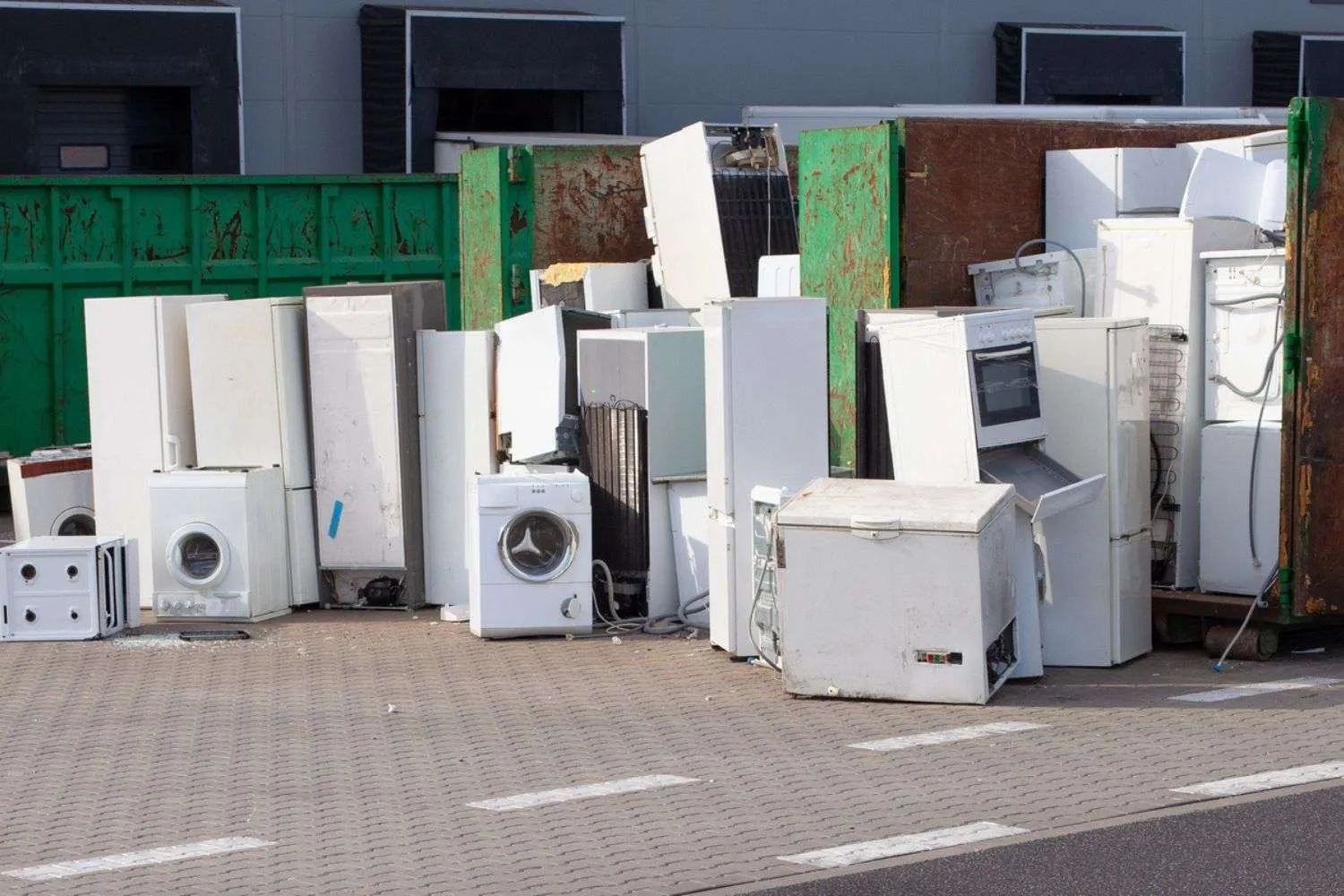 Raccolta Raee, migliorano i numeri, ma Italia ancora lontana dall'Europa