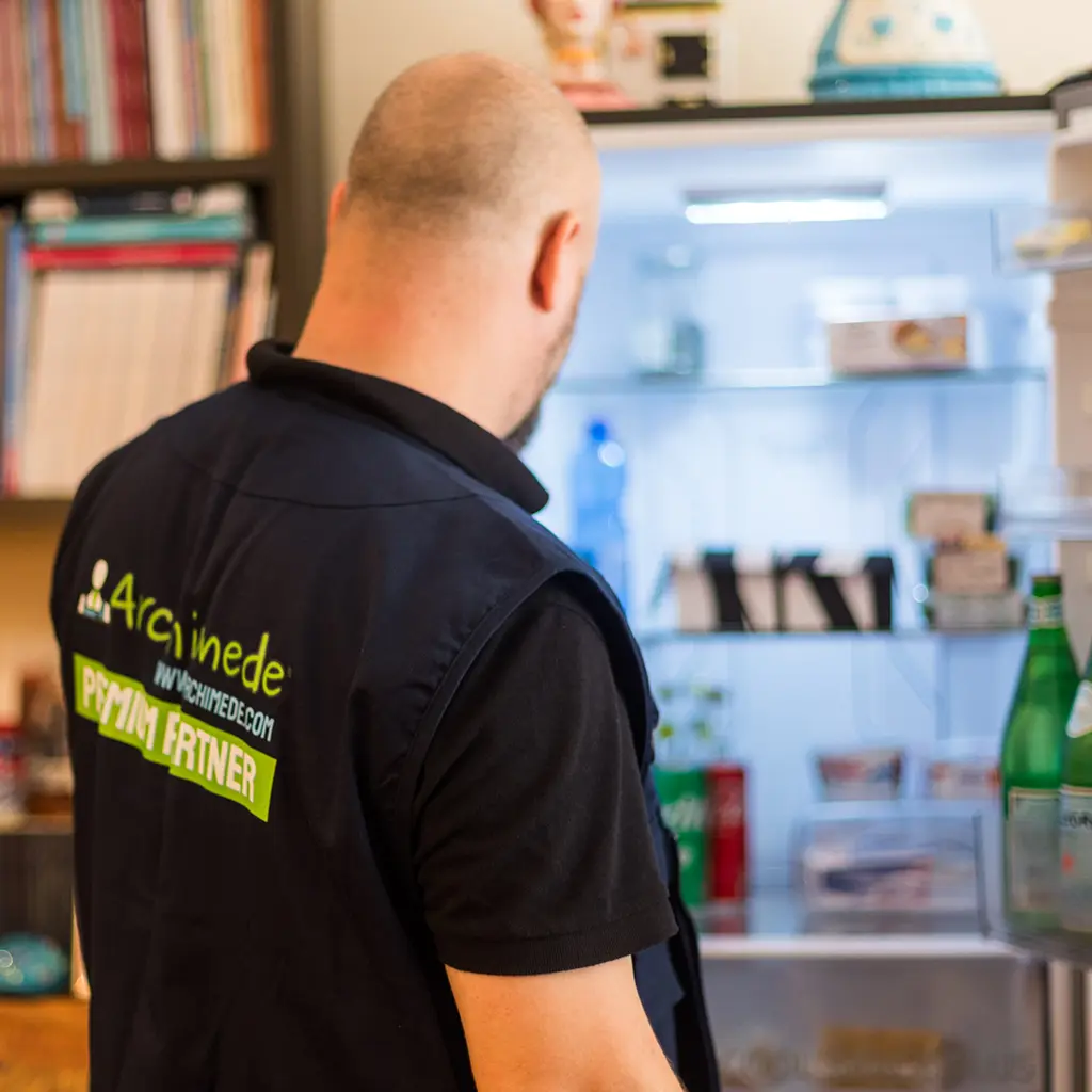 Centro riparazione frigoriferi Napoli