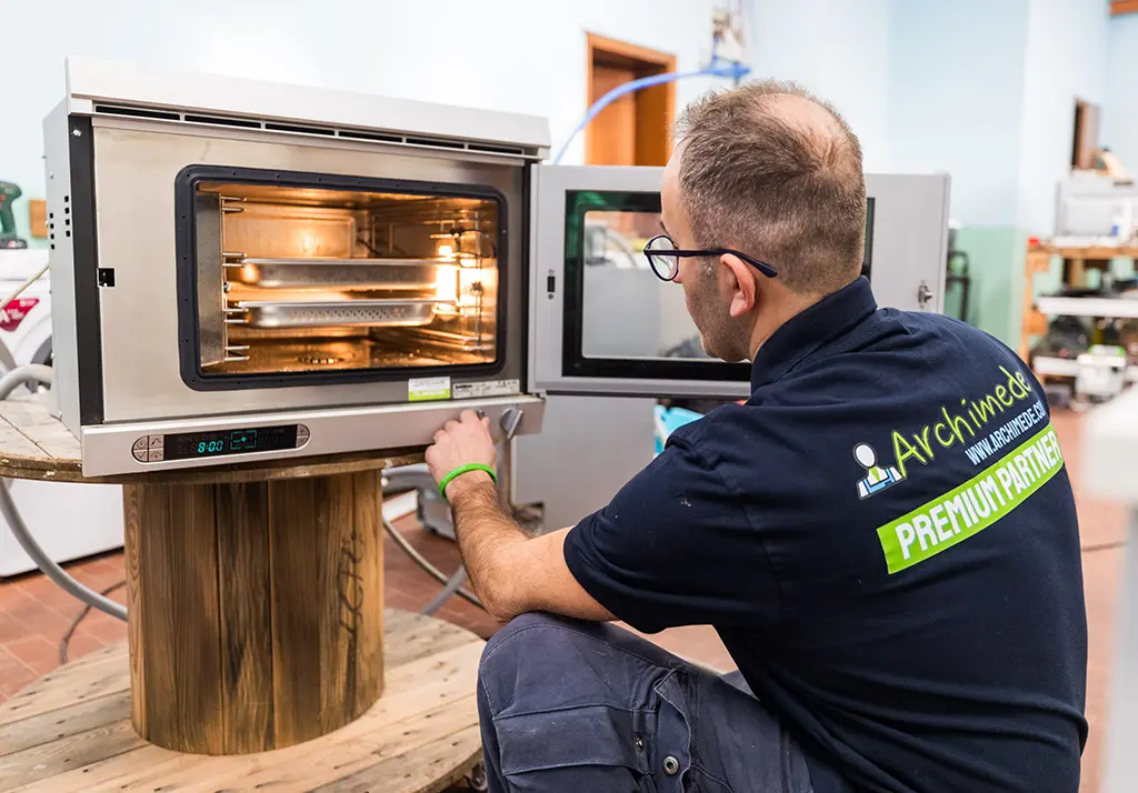 Tecnico forni Napoli